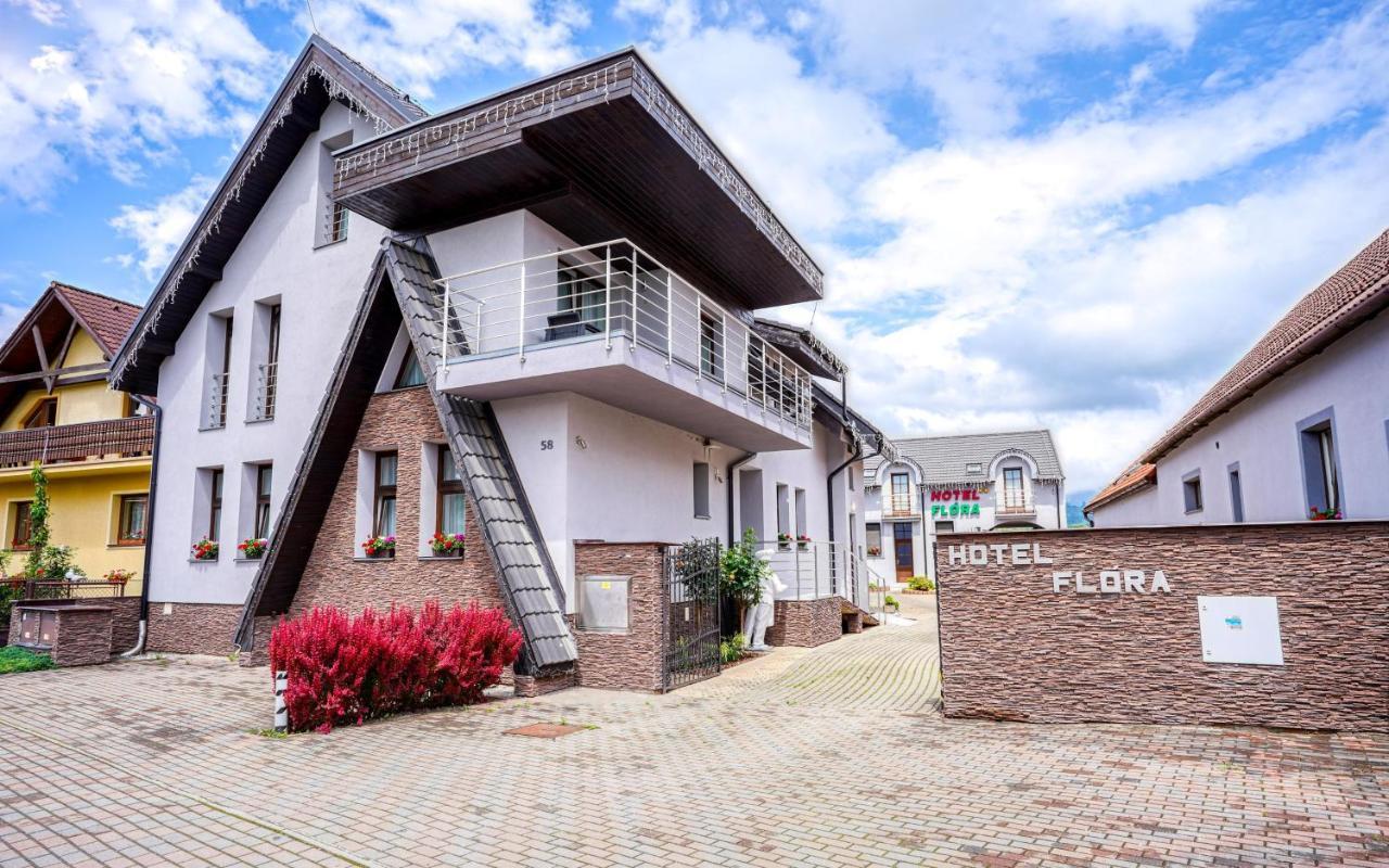 Hotel Flora Bešeňová Exteriör bild